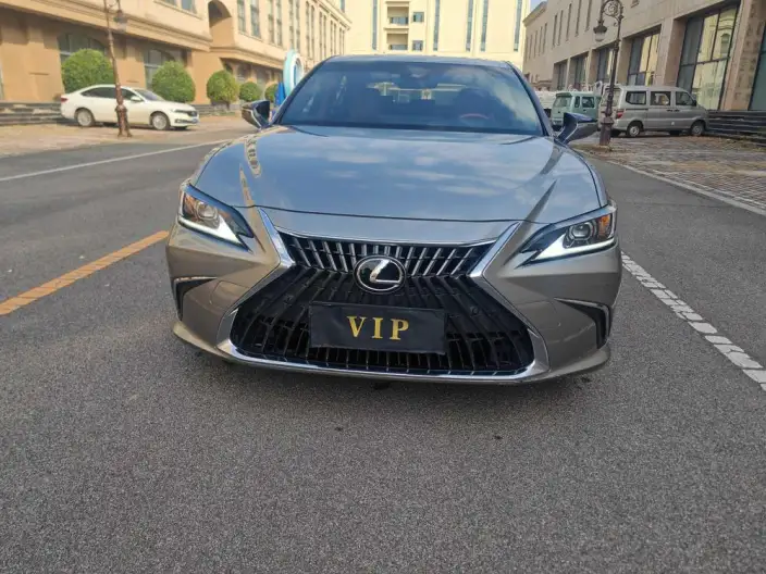 Lexus ES 2022 Model 200 Superior Edition – фото 2