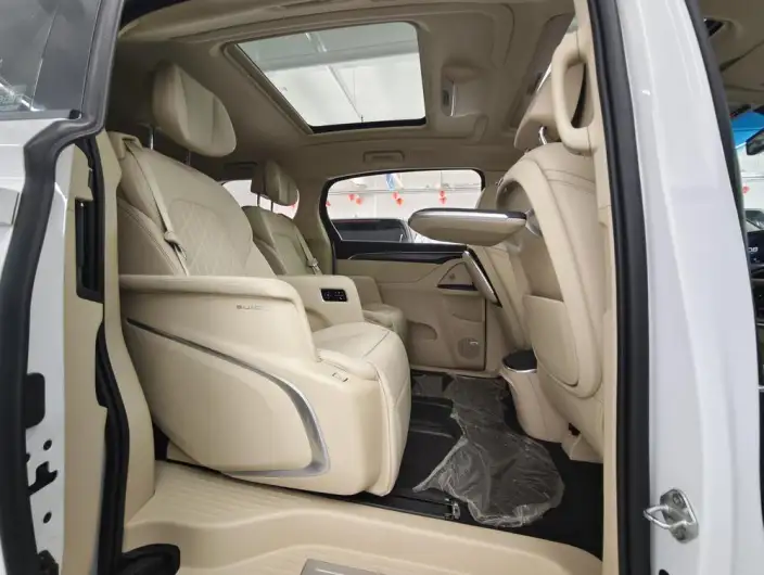 Buick GL8 2023 Model ES Luzun 2.0T Flagship Model – фото 8