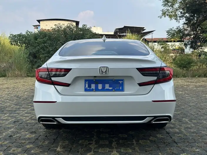 Honda Accord 2021 Model 260TURBO Luxury · Starry sky Limited edition – фото 4