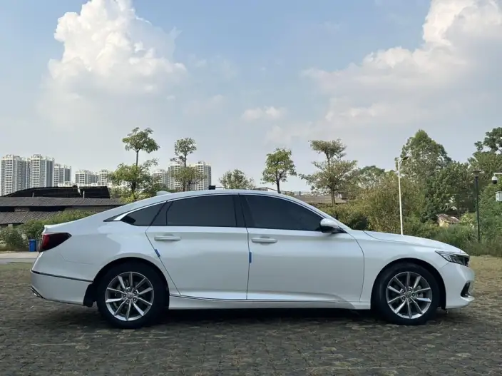 Honda Accord 2021 Model 260TURBO Luxury · Starry sky Limited edition – фото 5