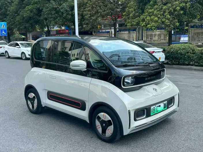 Baojun KiWi EV 2021 Model Designer Lithium Iron Phosphate