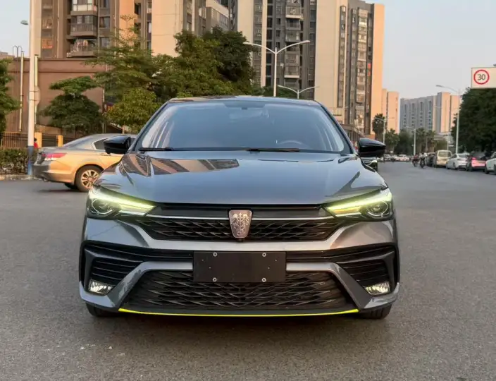 Roewe i5 2021 Model 1.5L CVT Diamond Edition – фото 2