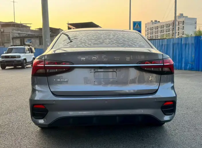 Roewe i5 2021 Model 1.5L CVT Diamond Edition – фото 5