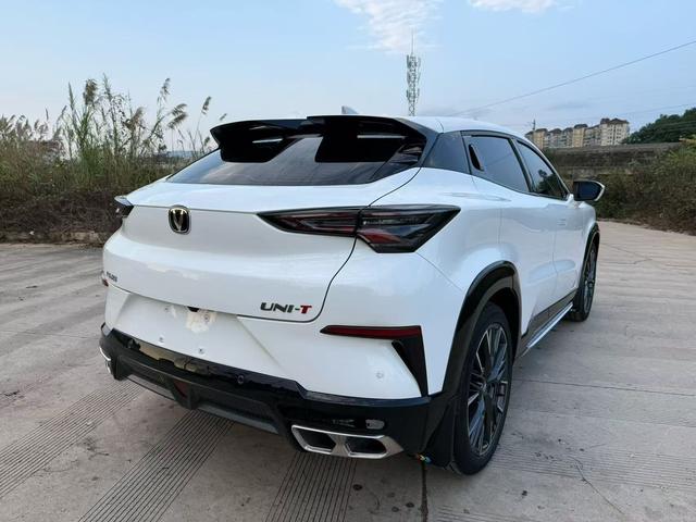 Changan UNI-T 2023 2nd Gen 1.5T Premium – фото 7