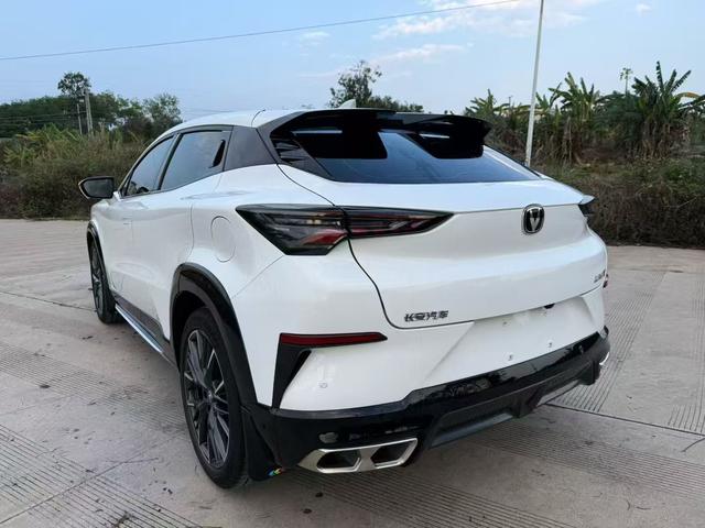 Changan UNI-T 2023 2nd Gen 1.5T Premium – фото 9