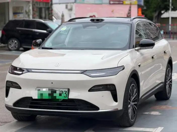 Leapmotor C11 2026 Model EV Edition 640 LiDAR Zhizun Edition – фото 1