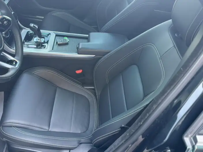 Jaguar XE L 2022 Model 2.0T 200PS R-DYNAMIC Youth Sports Edition – фото 10
