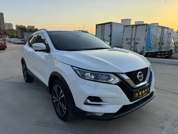Nissan Qashqai 2022 Model 2.0L XV Prem. Deluxe Edition – фото 3