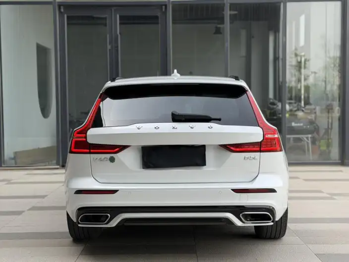 Volvo V60 2022 Model B5 Smart Range Sports Edition