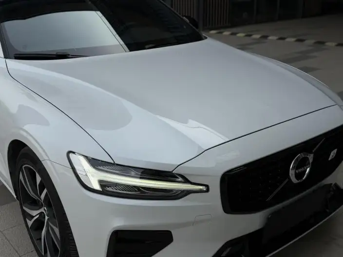 Volvo V60 2022 Model B5 Smart Range Sports Edition – фото 6