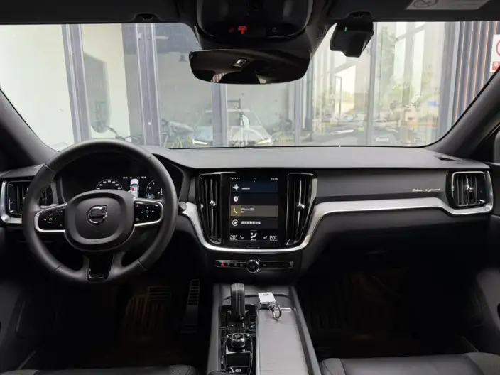Volvo V60 2022 Model B5 Smart Range Sports Edition – фото 7