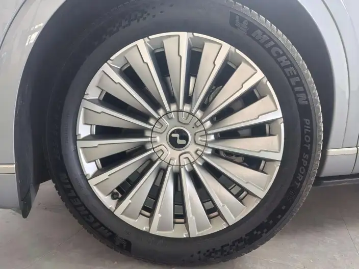 ONVO L90 2025 Model VI seat Edition Ultra – фото 7