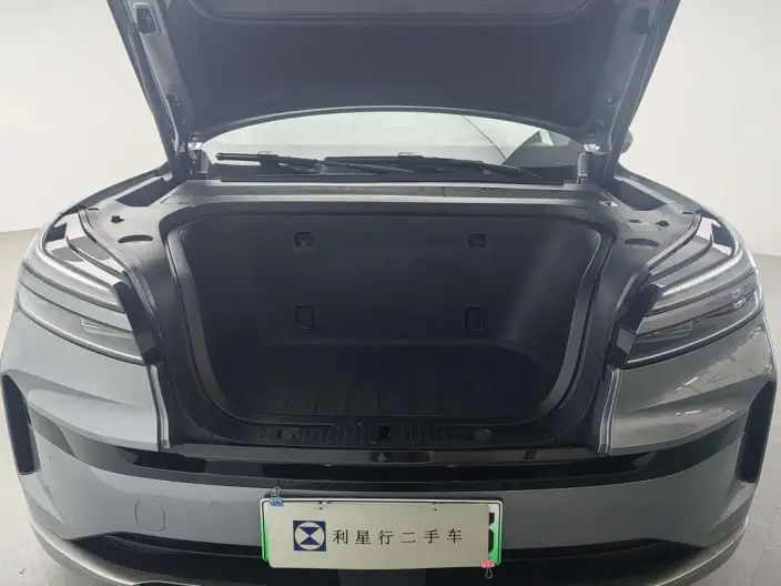 ONVO L90 2025 Model VI seat Edition Ultra – фото 9