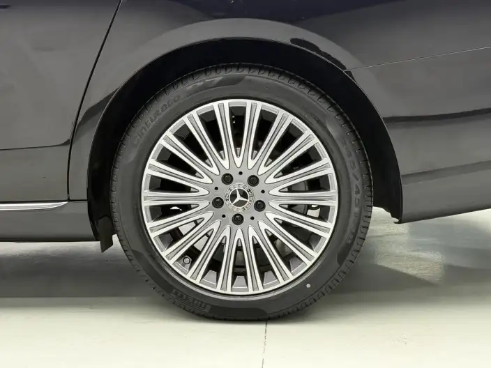 Mercedes-Benz E-Class 2023 Model Facelift E 300 L Luxury Model sedan – фото 9