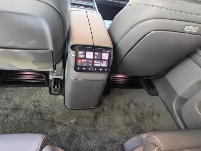 NIO ES8 2026 Model VI seat Executive Signature Edition – фото 8