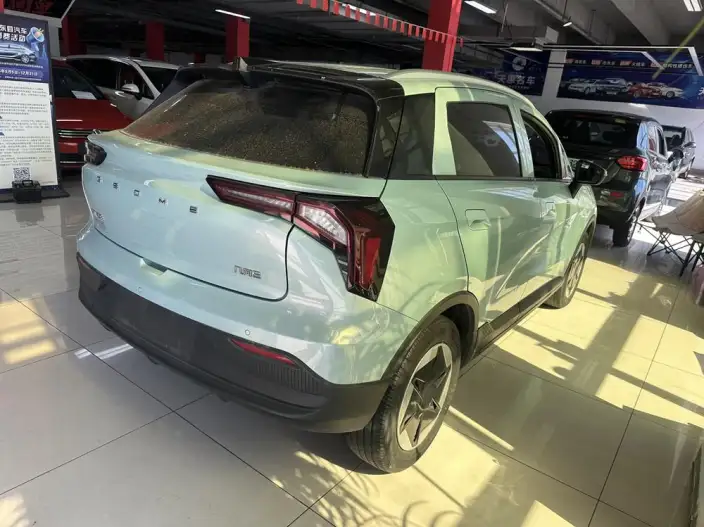 Geely Geometry E Firefly 2024 Model 301KM Xingguang – фото 6