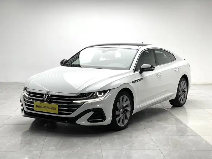 Volkswagen CC 2021 Model 380TSI Eye-catching version – фото 1