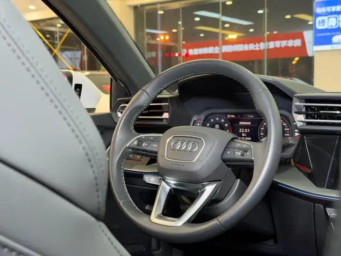 Audi A3 2025 Model Sportback 35 TFSI Continental Flying Spur Exclusive Model – фото 10