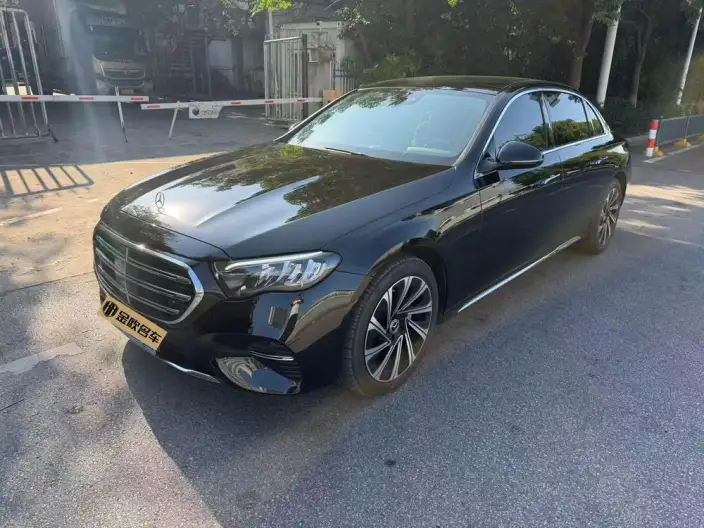 Mercedes-Benz E-Class 2025 Model E 300 L Luxury Model sedan – фото 1