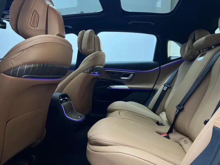 Mercedes-Benz E-Class 2024 Model E 300 L Fashion Model sedan – фото 9