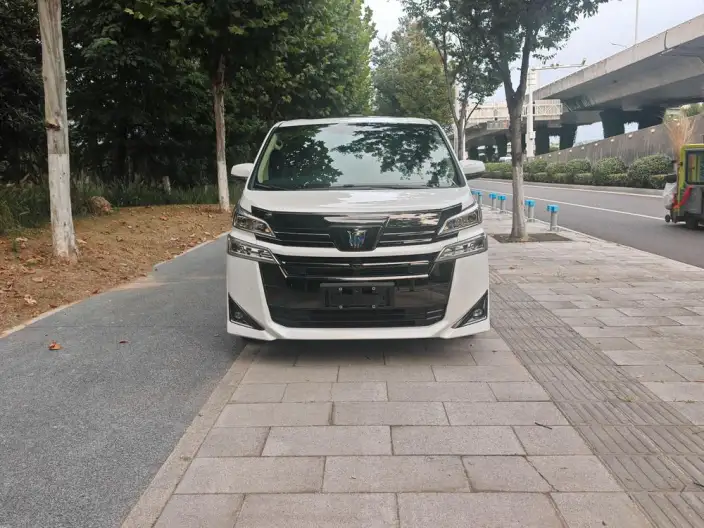 Vellfire 2021 Model Toyota Crown Hybrid 2.5L HV Premium Edition – фото 2