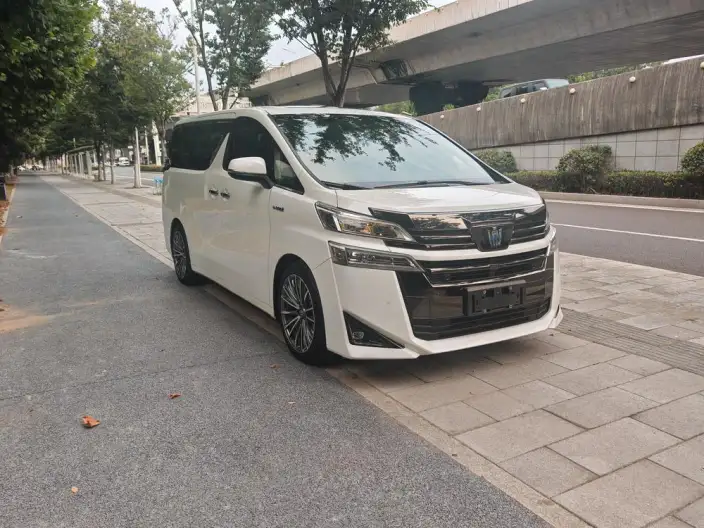 Vellfire 2021 Model Toyota Crown Hybrid 2.5L HV Premium Edition – фото 3