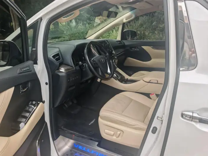 Vellfire 2021 Model Toyota Crown Hybrid 2.5L HV Premium Edition – фото 8