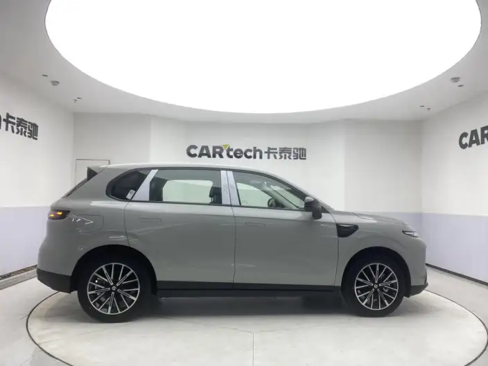 Leapmotor B10 2025 Model 510 Yuexiang Edition – фото 4