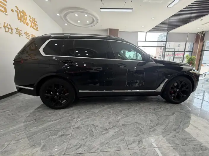 BMW X7 2023 Model 3.0L Automatic 4WD 7 seat Parallel Imported – фото 5