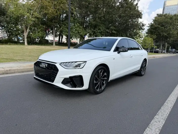 Audi A4 L 2023 Model 40 TFSI Luxury Dynamic Model – фото 1
