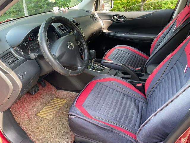 Nissan Tiida 2011 1.6L CVT Comfort – фото 6