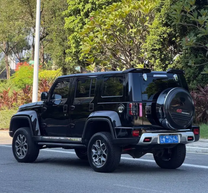 BAIC BJ40 2023 Model 2.0T Automatic 4WD City Hunter Edition Warrior Model – фото 5