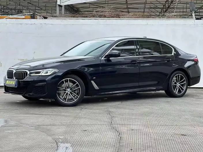 BMW 5 Series 2022 Model Facelift 525Li M Sports Set – фото 1