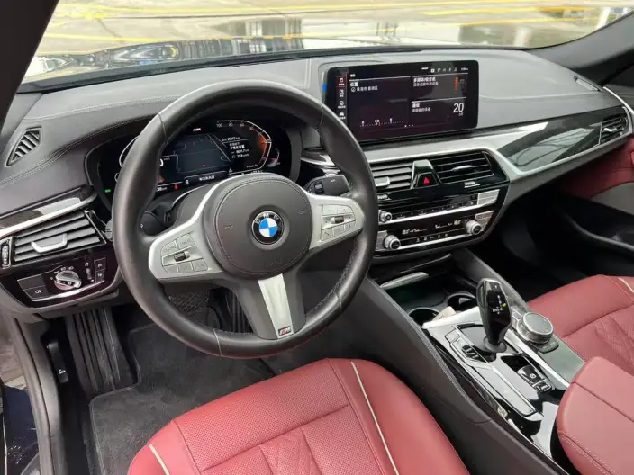 BMW 5 Series 2022 Model Facelift 525Li M Sports Set – фото 5