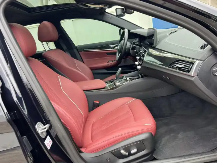 BMW 5 Series 2022 Model Facelift 525Li M Sports Set – фото 9
