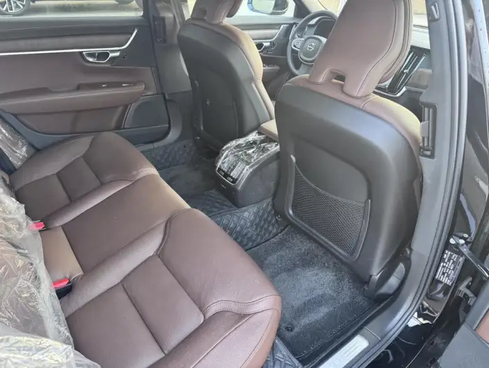 Volvo S90 2025 Model B5 Smart Range Deluxe Edition – фото 8