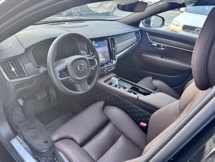 Volvo S90 2025 Model B5 Smart Range Deluxe Edition – фото 10