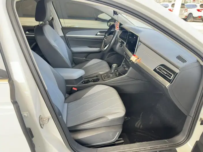 Volkswagen Lavida 2023 Model 1.5L Automatic Five million editions – фото 10