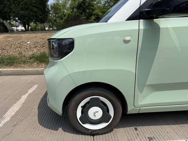 Wuling Hongguang MINIEV 2022 Macaron Premium LFP – фото 8