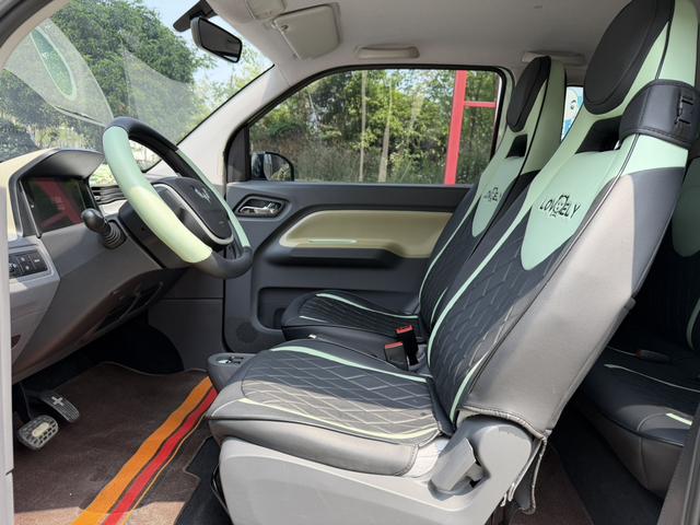 Wuling Hongguang MINIEV 2022 Macaron Premium LFP – фото 9
