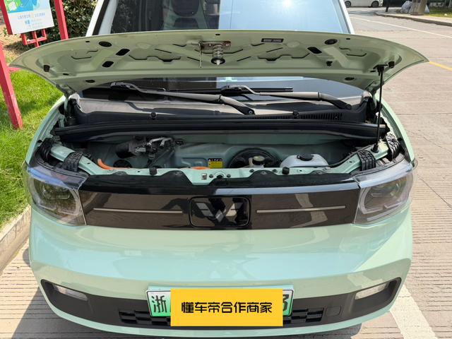 Wuling Hongguang MINIEV 2022 Macaron Premium LFP – фото 14