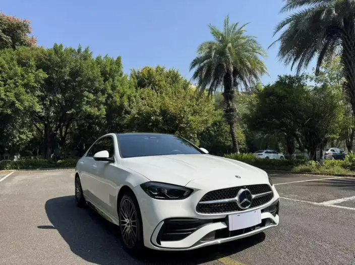 Mercedes-Benz C-Class 2022 Model C 260 L Sports Edition – фото 3