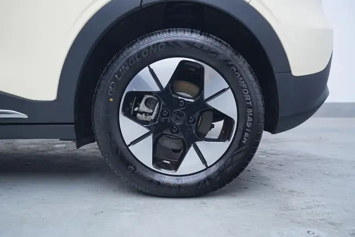 Geely Galaxy StarWish 2025 Model UP 410km Tiggo + Edition – фото 9