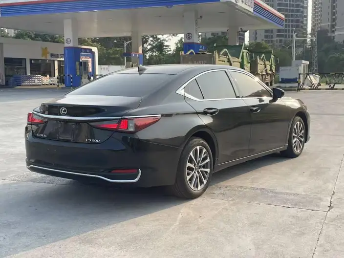 Lexus ES 2022 Model 200 Superior Edition – фото 6