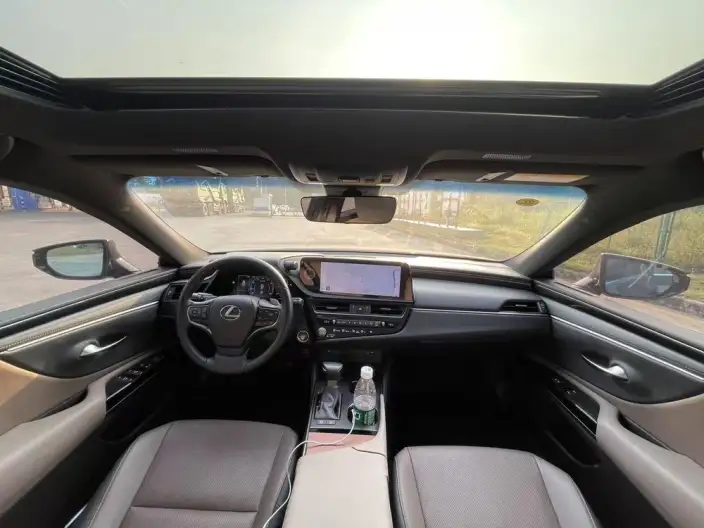 Lexus ES 2022 Model 200 Superior Edition – фото 8