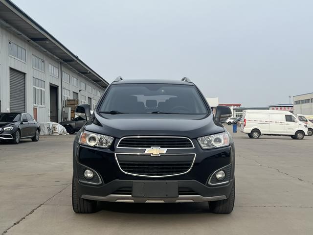 Chevrolet Captiva 2015 2.4L AWD Flagship 7-Seater – фото 2