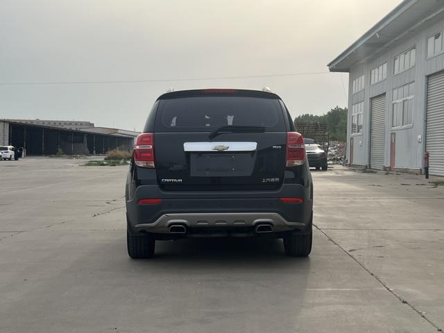 Chevrolet Captiva 2015 2.4L AWD Flagship 7-Seater – фото 5