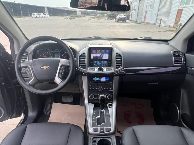 Chevrolet Captiva 2015 2.4L AWD Flagship 7-Seater – фото 7