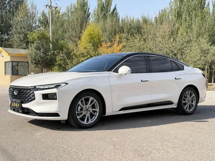 Ford Mondeo 2023 Model EcoBoost 180 Luxury Model