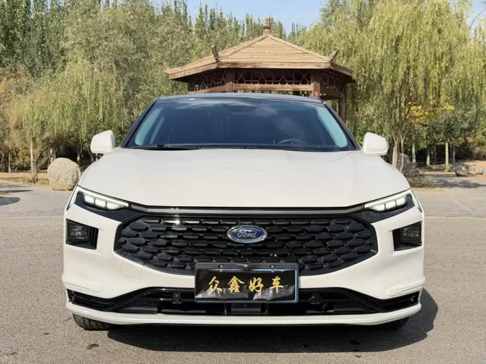 Ford Mondeo 2023 Model EcoBoost 180 Luxury Model